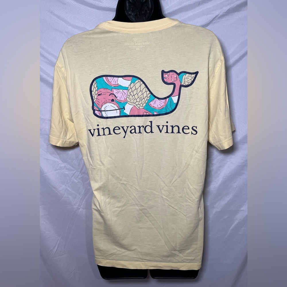 Vineyard vines tshirt